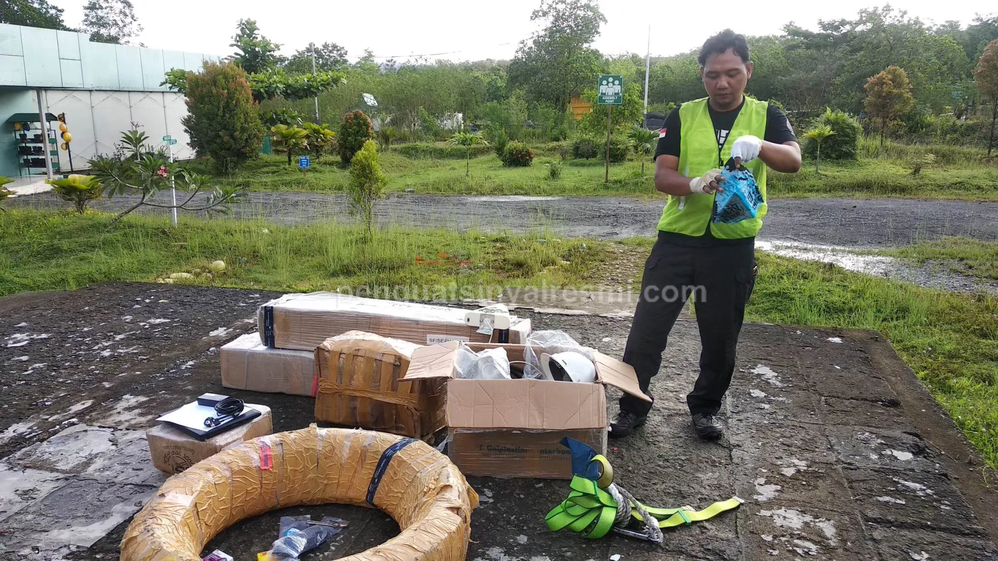 Pemasangan Penguat Sinyal Hp Repeater KPP_ (11)