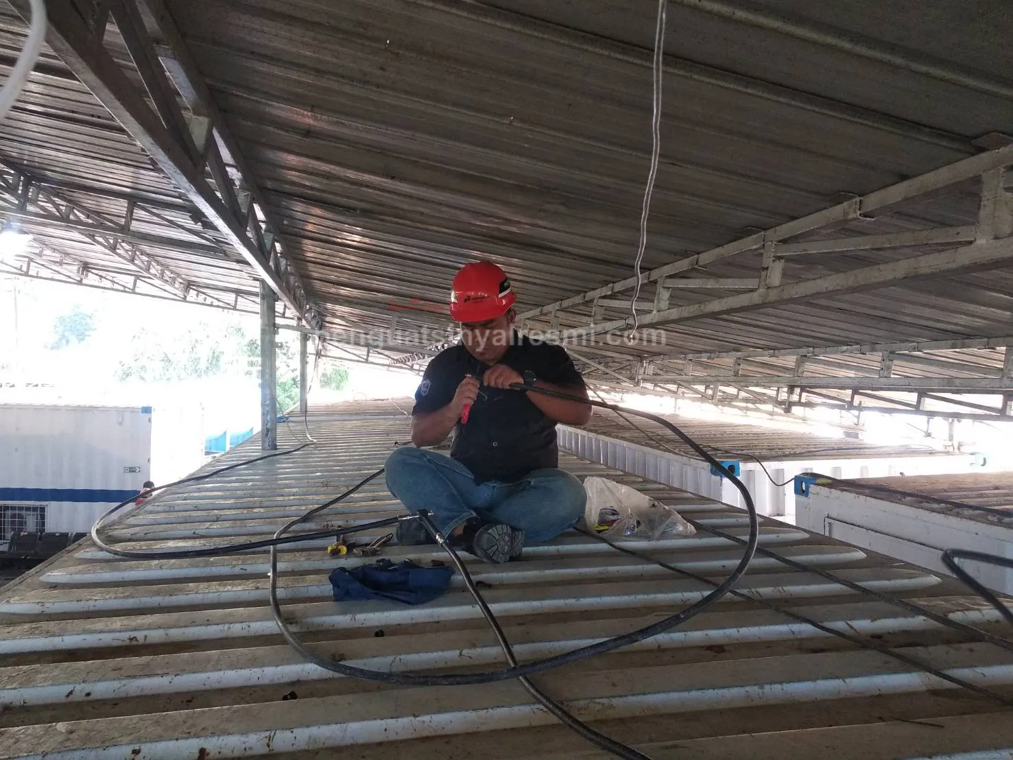 Pemasangan Penguat Sinyal Hp Repeater PDSI GARUT PERTAMINA_ (14)