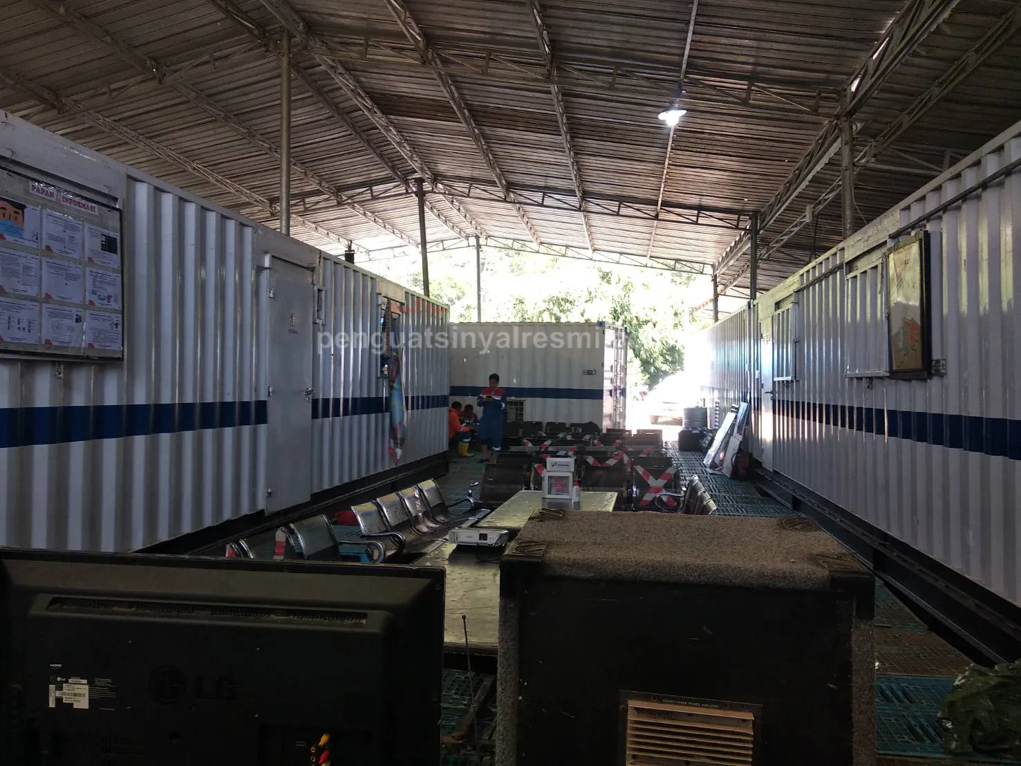 Pemasangan Penguat Sinyal Hp Repeater PDSI GARUT PERTAMINA_ (6)