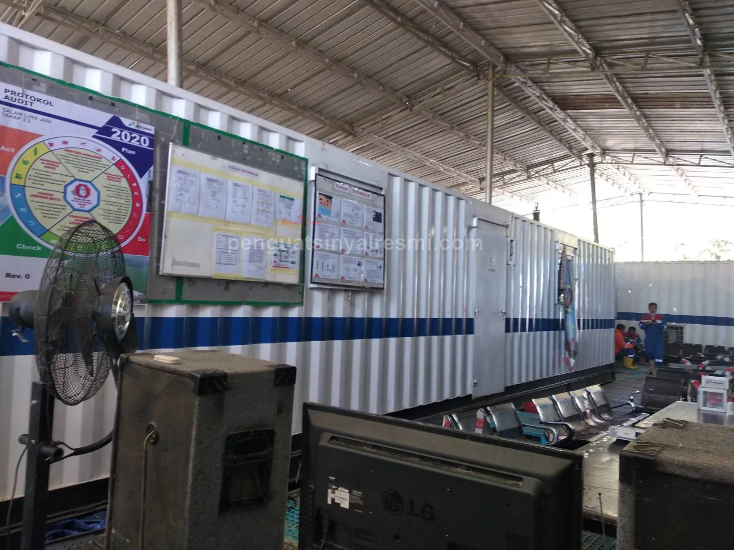 Pemasangan Penguat Sinyal Hp Repeater PDSI GARUT PERTAMINA_ (7)