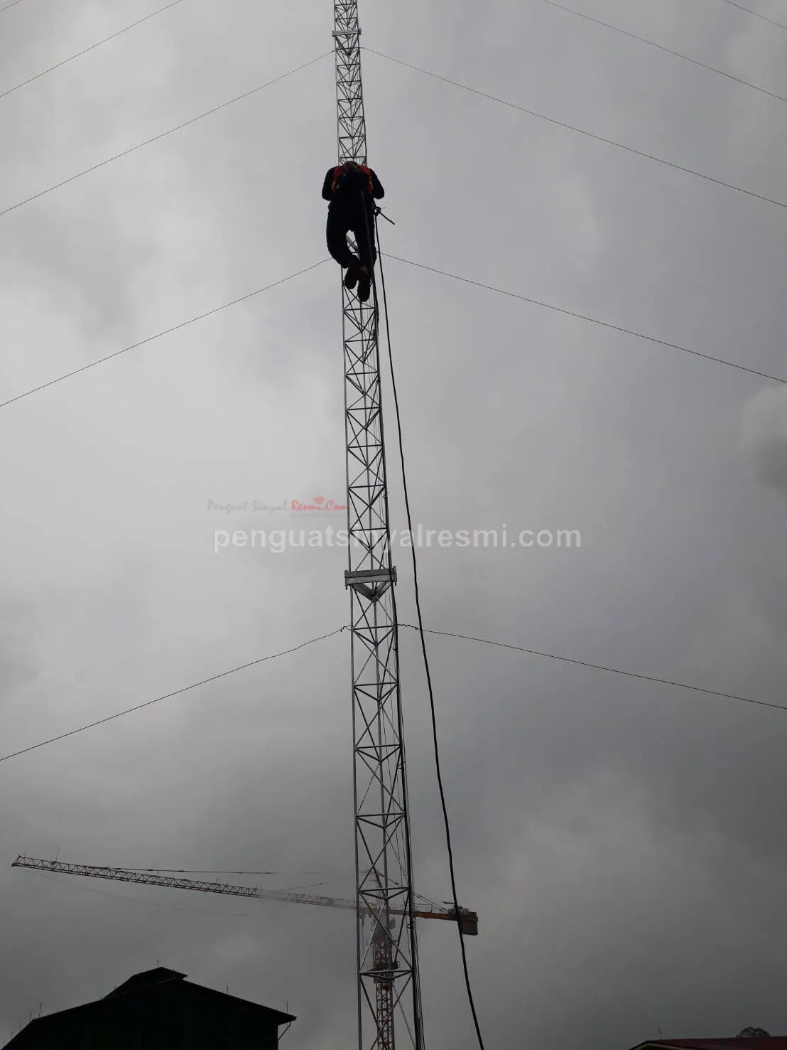 Pemasangan Penguat Sinyal Hp Repeater PLTU PADANG_ (11)