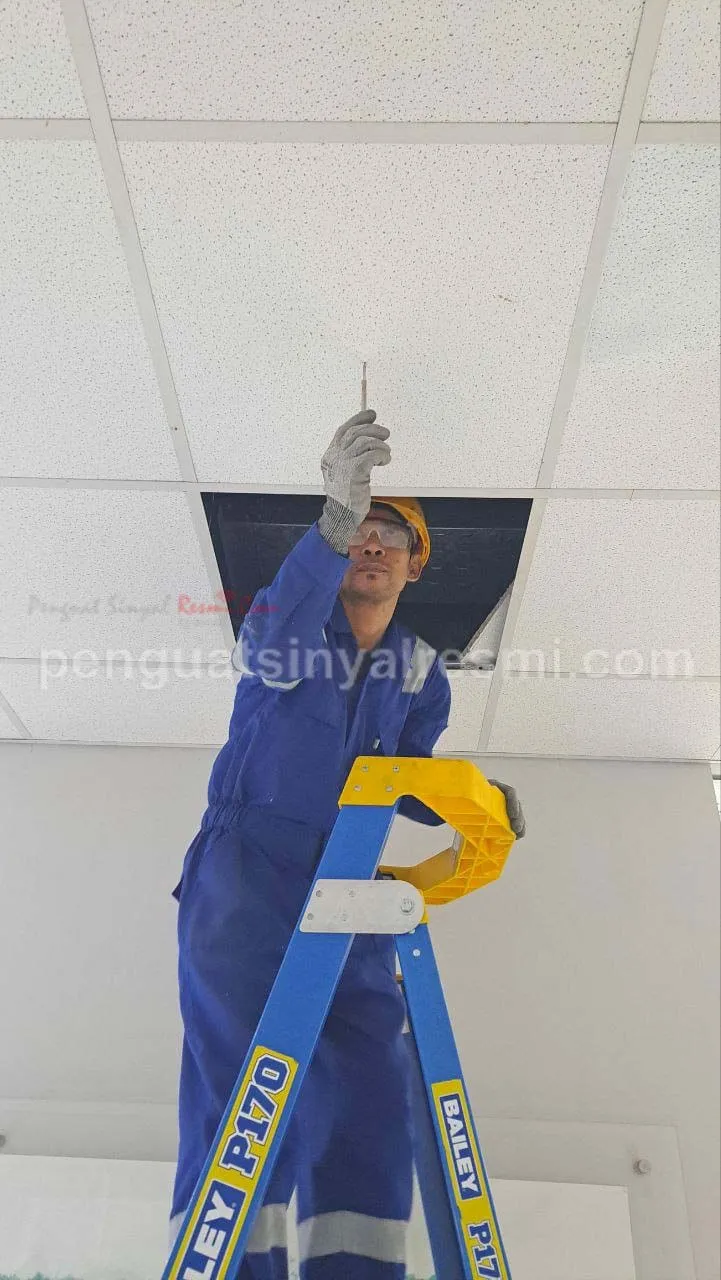 Pemasangan Penguat Sinyal Hp Repeater PT SCHLUMBERGER_ (1)