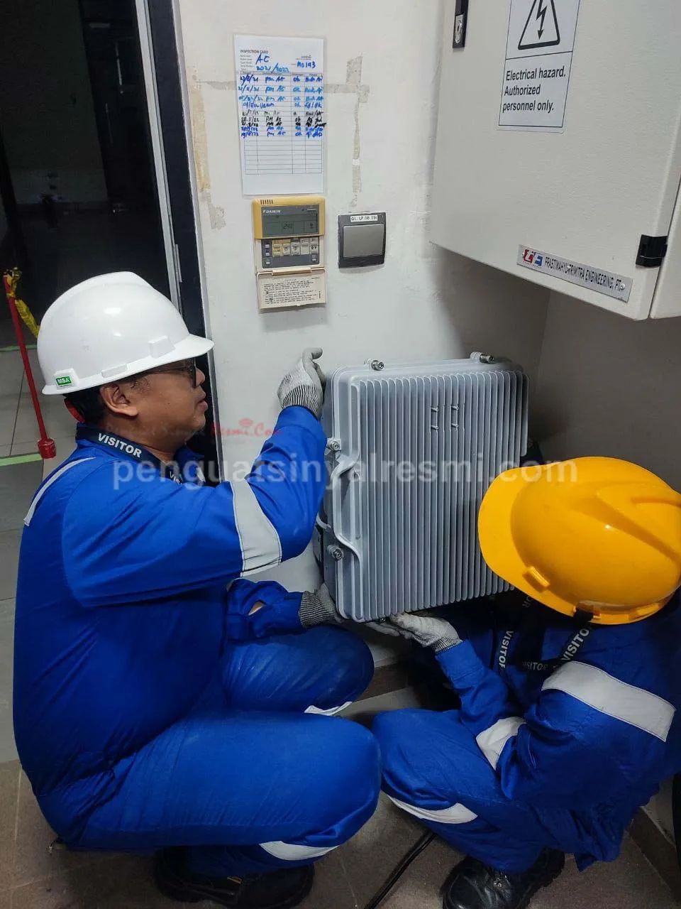 Pemasangan Penguat Sinyal Hp Repeater PT SCHLUMBERGER_ (13)