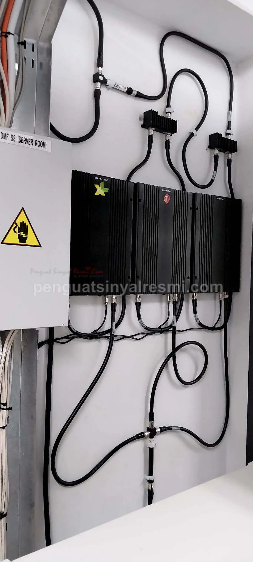 Pemasangan Penguat Sinyal Hp Repeater PT. Tempo Scan Pacific_ (10)